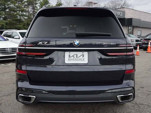 Used 2024 BMW X7 xDrive40i w/ M Sport Package image 16