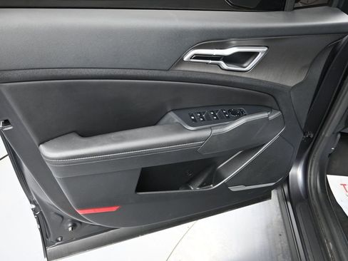 Certified 2026 Kia Sportage X-Line w/ X-Line Premium Package image 10