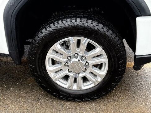 Used 2020 GMC Sierra 3500 Denali w/ Denali Ultimate Package image 11