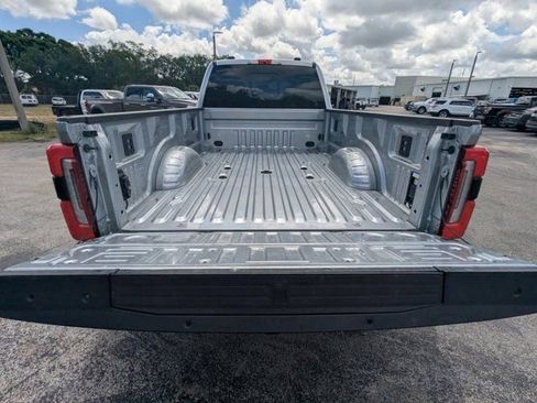 Used 2024 Ford F450 Platinum w/ FX4 Off-Road Package AWD/4WD image 14