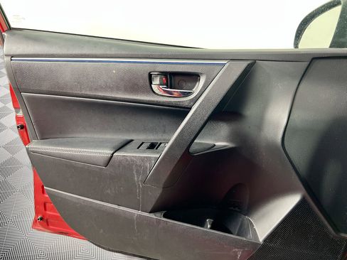 Used 2015 Toyota Corolla S Premium image 18