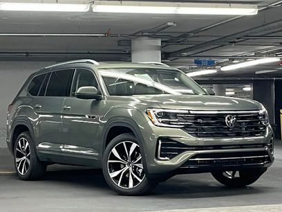 New 2026 Volkswagen Atlas SEL Premium R-Line