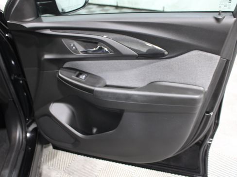 Used 2023 Chevrolet TrailBlazer LT w/ Convenience Package AWD/4WD image 26