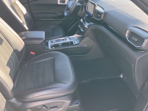 Used 2023 Ford Explorer ST-Line w/ Class IV Trailer Tow Package image 16