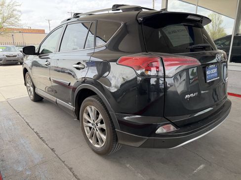 Used 2018 Toyota RAV4 Limited w/ Advanced Technology Package AWD/4WD image 4