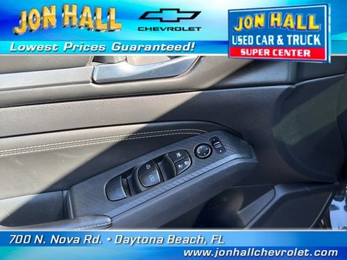 Used 2019 Nissan Altima 2.5 SV FWD image 19