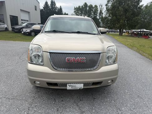 Used 2012 GMC Yukon XL Denali AWD/4WD image 8