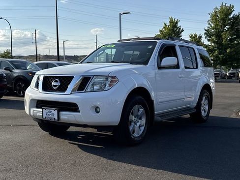 Used 2008 Nissan Pathfinder SE w/ Leather Pkg image 5