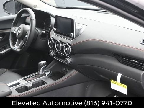 Certified 2025 Nissan Sentra SR w/ SR Premium Package FWD image 6