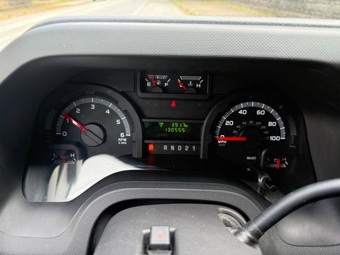 Used 2013 Ford E-150 and Econoline 150 w/ PWR Group image 16