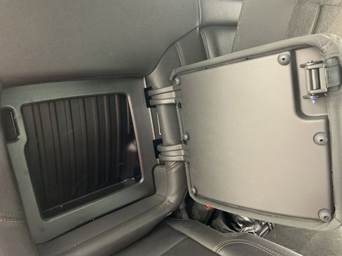 Used 2024 GMC Sierra 2500 AT4 w/ AT4 Premium Plus Package image 23