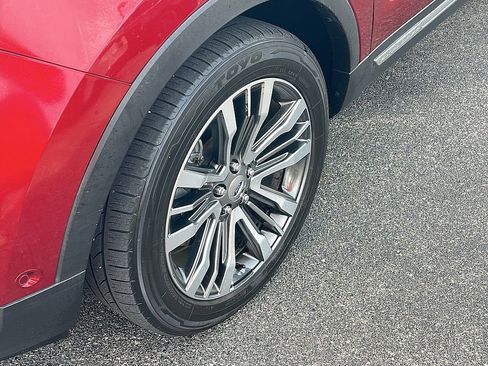 Used 2017 Ford Explorer Platinum image 9