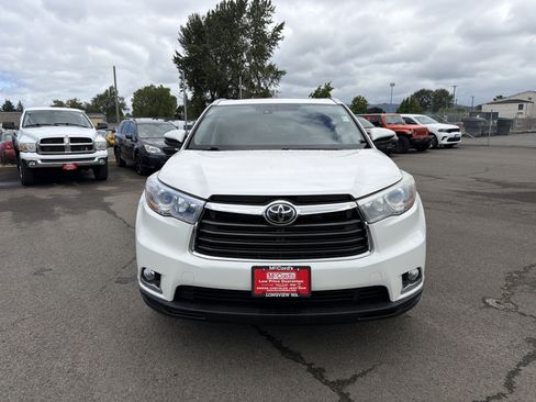 Used 2016 Toyota Highlander Limited Platinum AWD/4WD image 8