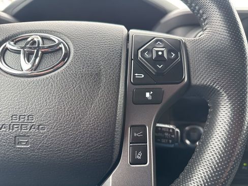 Used 2021 Toyota Tacoma TRD Sport image 18