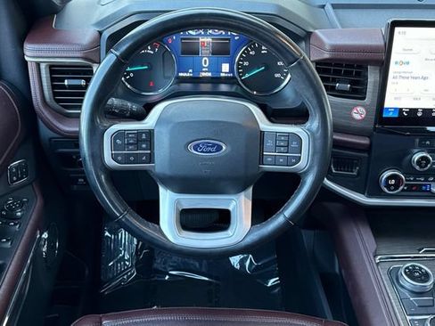 Used 2023 Ford Expedition Limited AWD/4WD image 16