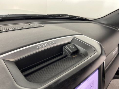 Used 2022 RAM 1500 Big Horn AWD/4WD image 25