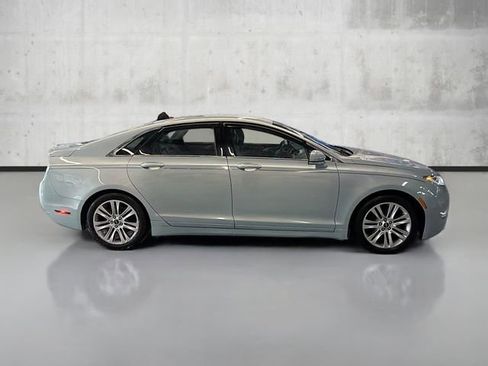 Used 2014 Lincoln MKZ Hybrid w/ Equipment Group 202A Reserve image 4
