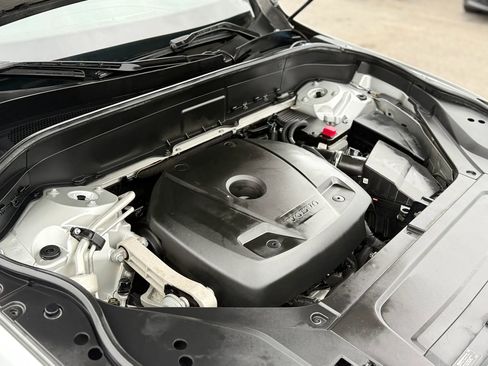Used 2018 Volvo XC90 T5 Momentum w/ Convenience Package FWD image 21