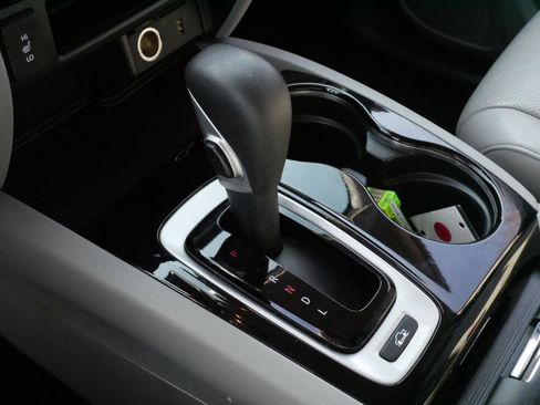 Used 2017 Honda Ridgeline RTL-E image 24