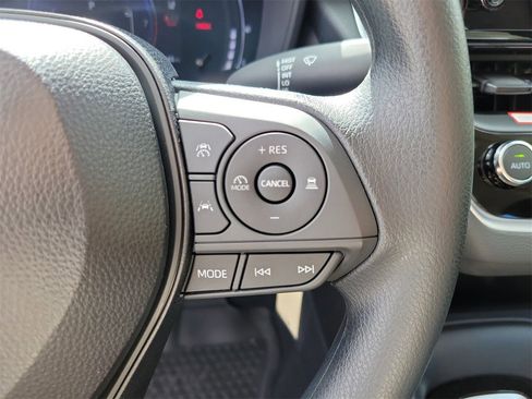 Used 2026 Toyota Corolla LE image 20