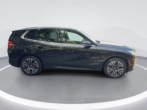 Used 2026 BMW X3 xDrive30i w/ Convenience Package AWD/4WD image 9