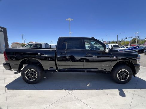 New 2025 RAM 2500 Laramie w/ Towing Technology Group image 7