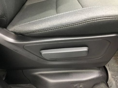 Used 2022 RAM 1500 Big Horn AWD/4WD image 48