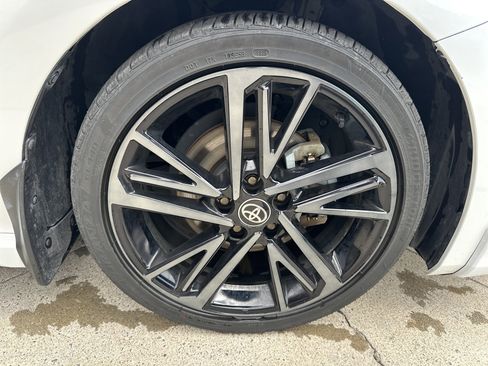 Used 2025 Toyota Camry XSE w/ Premium Plus Package image 14