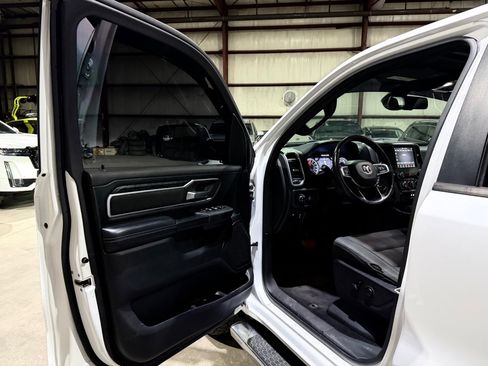 Used 2019 RAM 1500 Big Horn RWD image 12
