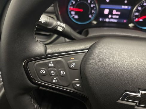 Used 2023 Chevrolet Equinox Premier AWD/4WD image 52