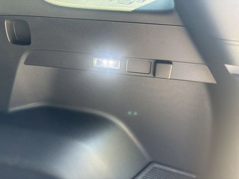 New 2026 Chevrolet Equinox LT w/ Convenience Package II FWD image 14