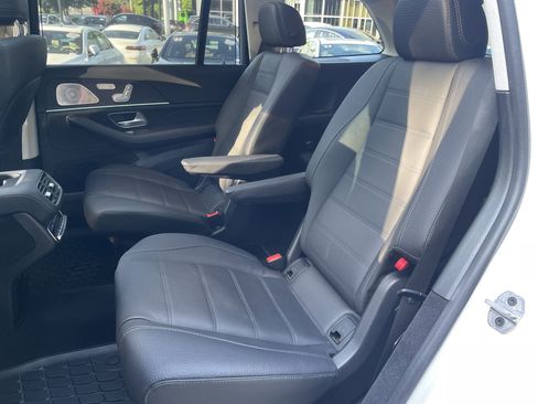 Certified 2023 Mercedes-Benz GLS 580 4MATIC image 41