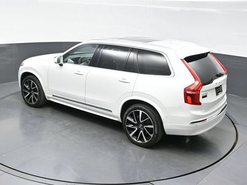 Used 2024 Volvo XC90 B6 Plus w/ Protection Package Premier AWD/4WD image 38