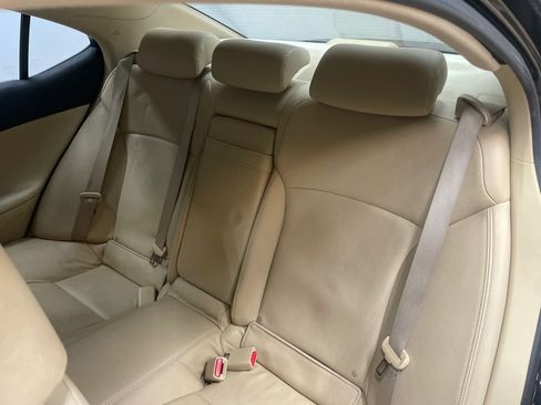 Used 2007 Lexus IS 350 RWD image 32