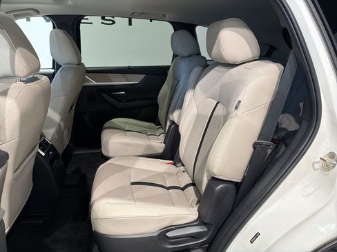 Used 2024 MAZDA CX-90 Plug-In Hybrid w/ Preferred image 26