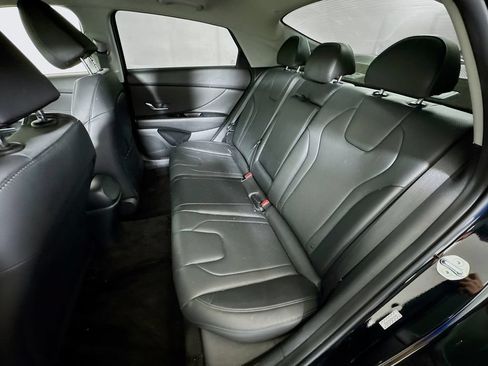 Used 2023 Hyundai Elantra Limited FWD image 23