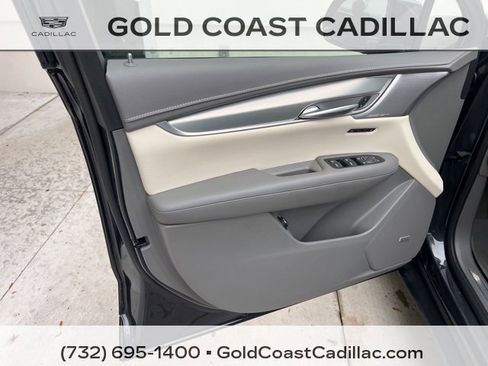 Certified 2023 Cadillac XT5 Premium Luxury w/ LPO, Floor Liner Package image 16
