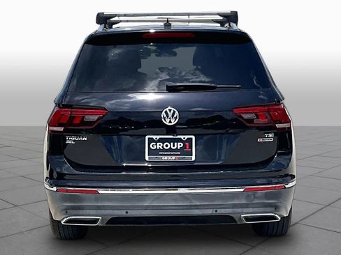 Used 2018 Volkswagen Tiguan SEL Premium AWD/4WD image 5