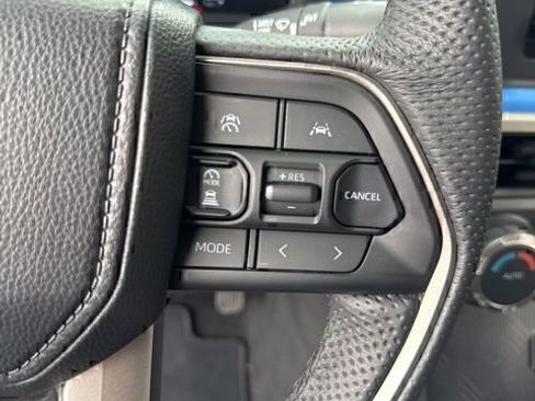 Certified 2025 Toyota Tacoma TRD Off-Road image 26