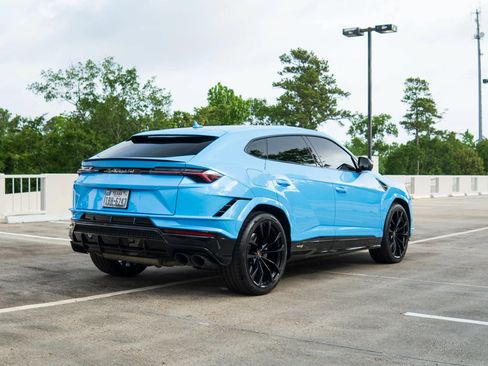 Used 2024 Lamborghini Urus S AWD/4WD image 7