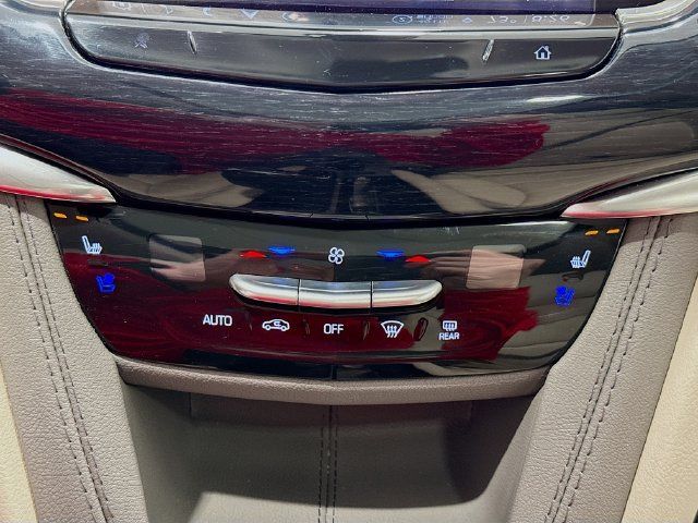 Used 2024 Cadillac XT6 Premium Luxury w/ Technology Package AWD/4WD image 14