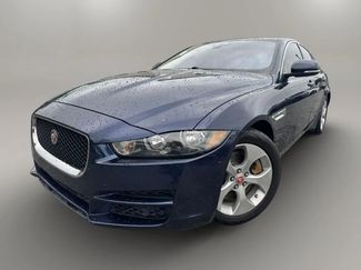 Used 2017 Jaguar XE RWD video 1