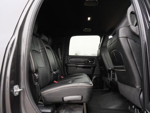 Used 2022 RAM 3500 Limited image 33