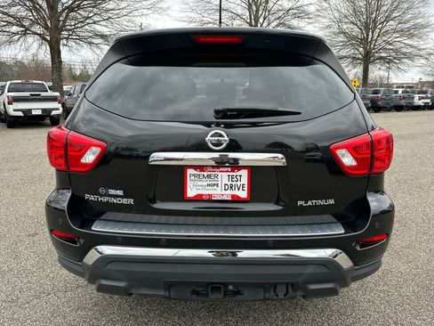 Used 2018 Nissan Pathfinder Platinum image 6