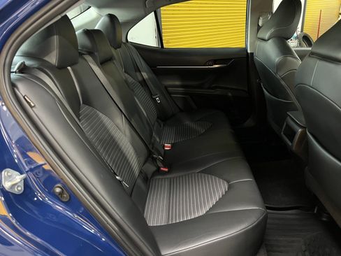 Used 2023 Toyota Camry SE image 17