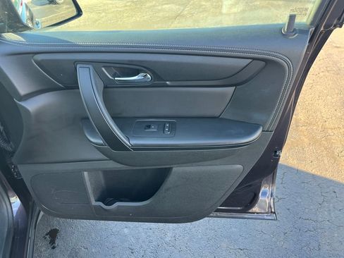Used 2016 Chevrolet Traverse LT w/ Style and Technology Package image 31