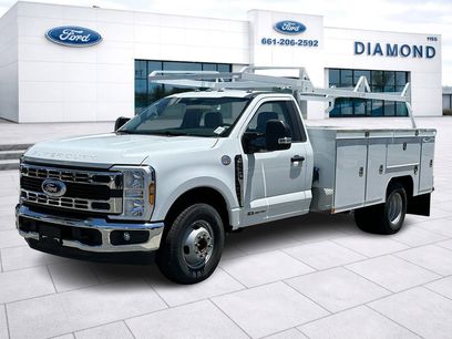 New 2025 Ford F350 XL w/ XL Chrome Package