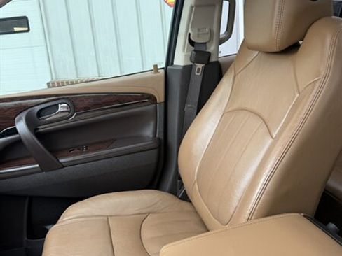 Used 2017 Buick Enclave Leather AWD/4WD image 24