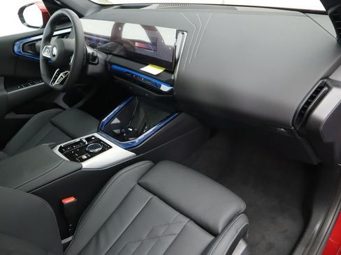 Certified 2025 BMW X3 xDrive30i w/ Premium Package image 19