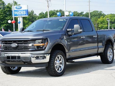 New 2025 Ford F150 XLT w/ Equipment Group 302A MID image 3